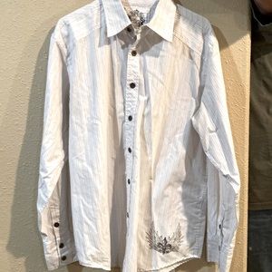 Men’s grey and white shirt